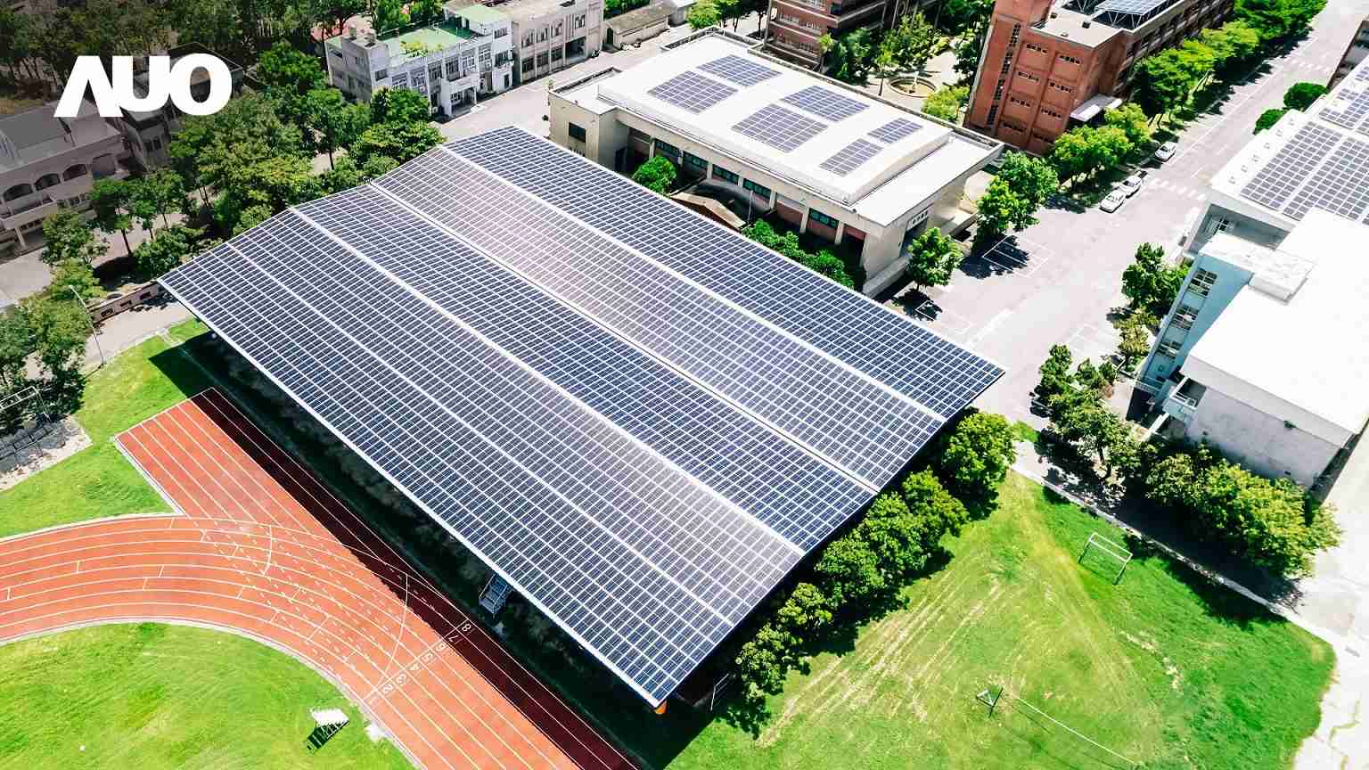 口袋牛店SunSteel光电整合型浪板具备快速安装、、轻量化优势，，，可提升15%发电效能，，通过国际IEC与台湾VPC认证安全、、、、防漏、、、耐候标准